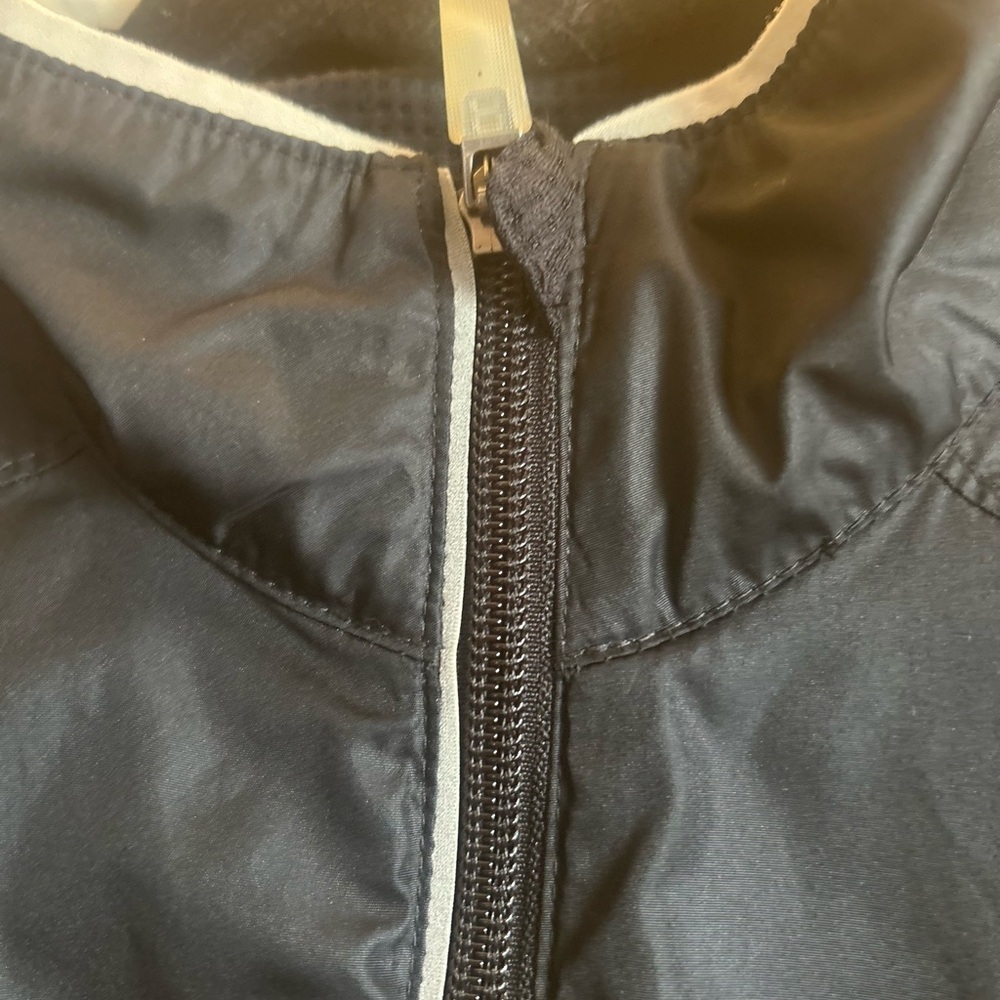 Nike+ FitDry Running Windbreaker Jacket - Picture 3 of 15